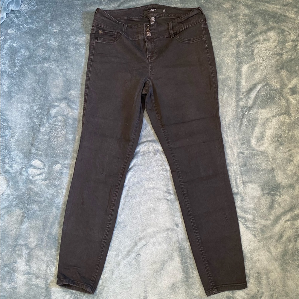 Torrid black skinny jeans